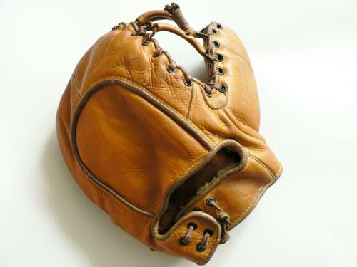 Wilson 550 Pro No Seamless Thumb Basemitt Back